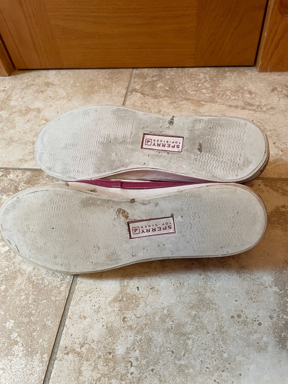 Sperry Women's Magenta Glitter Boat Shoes with White Laces - Picture 5 of 5